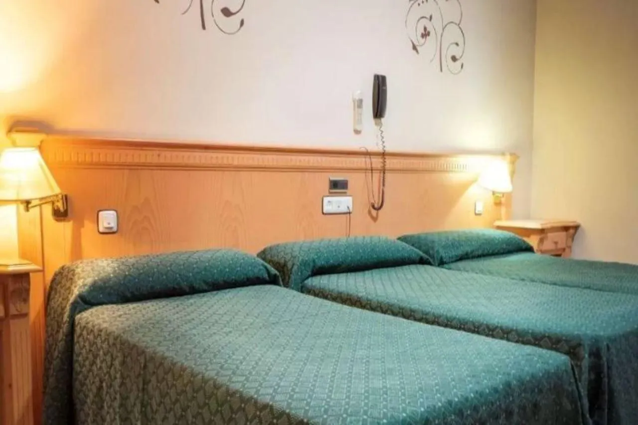 Hotel El Cruce Chauchina 2*,  스페인