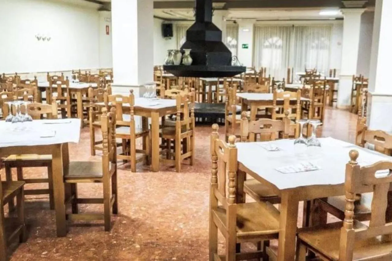 Hotel El Cruce Chauchina Spain